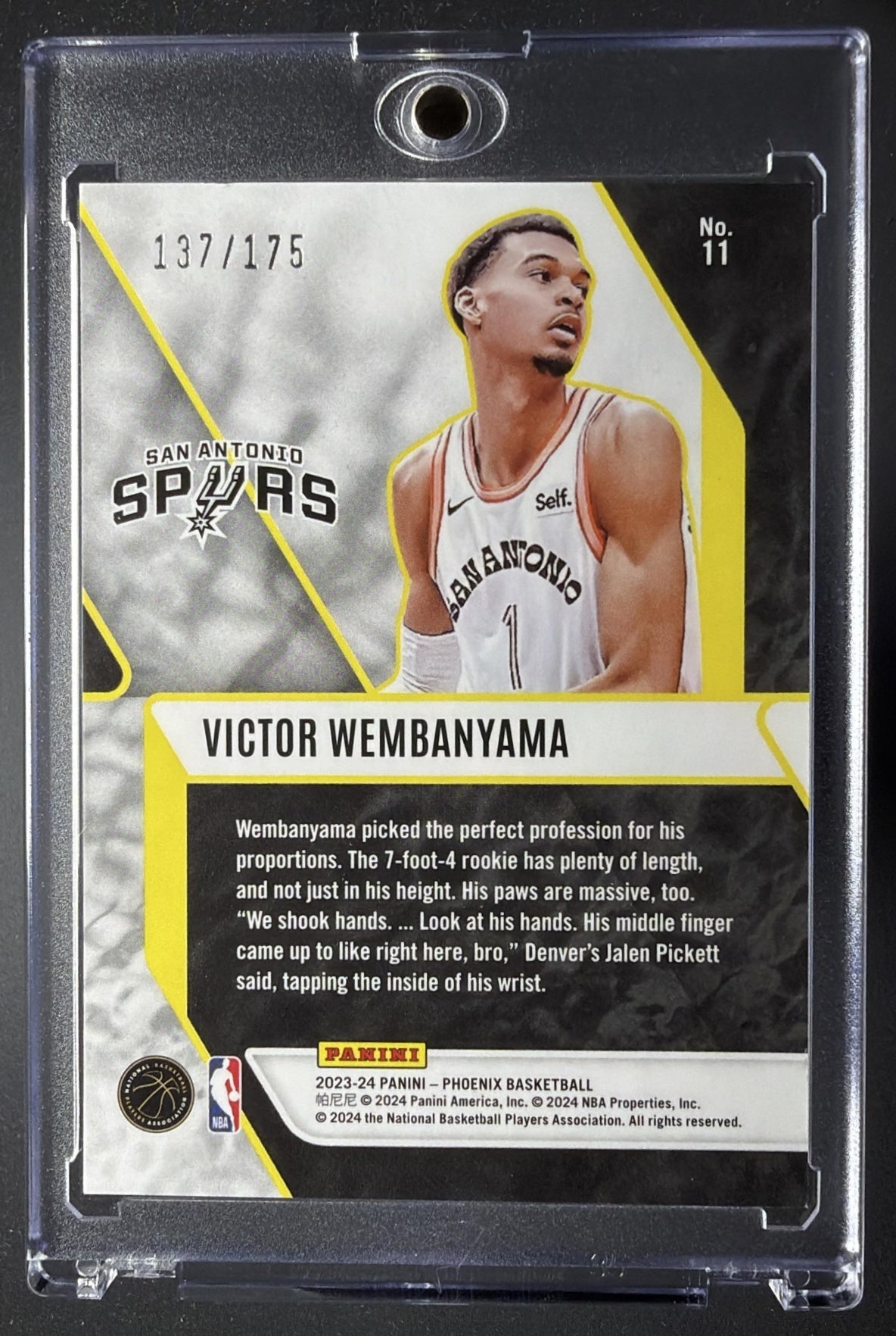2023-24 Panini Phoenix Victor Wembanyama #11 Fade To Black Yellow Ice 137/175 RC