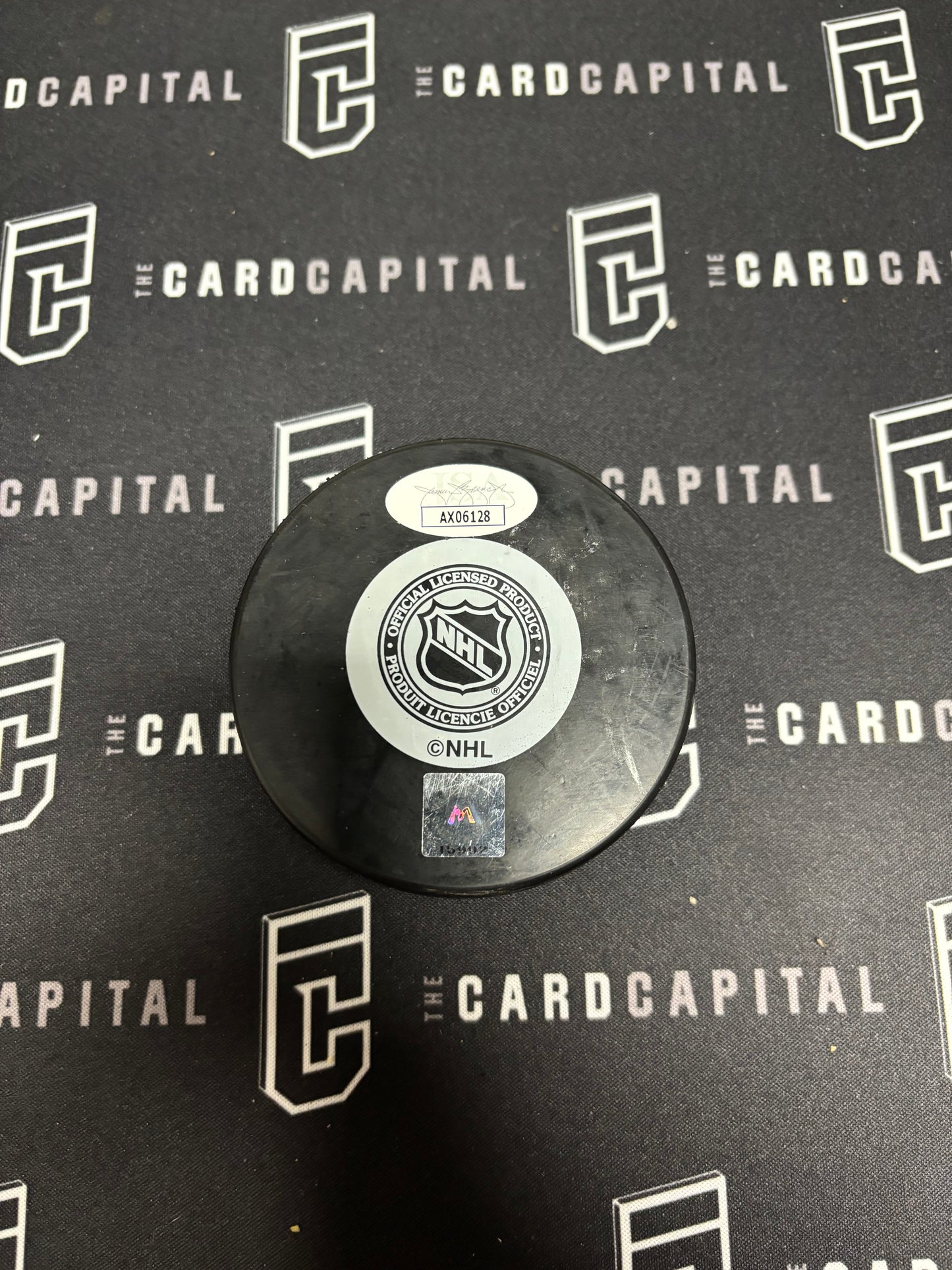 Bernie Parent Signed Flyers Puck JSA "HOF 84"