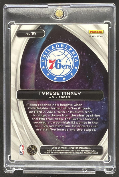 2023-24 Spectra Titan Tyrese Maxey #15 Universal /8