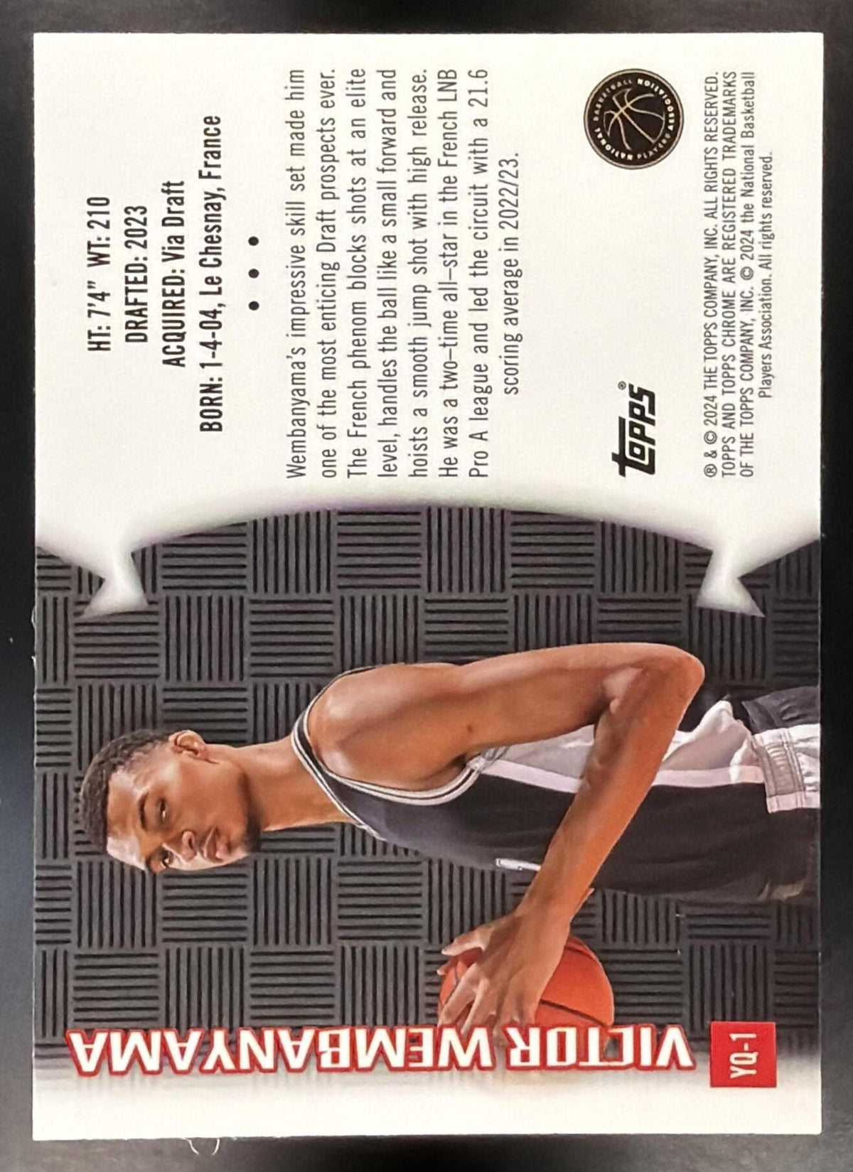 2023-24 Topps Chrome Victor Wembanyama #YQ-1 Youthquake RC