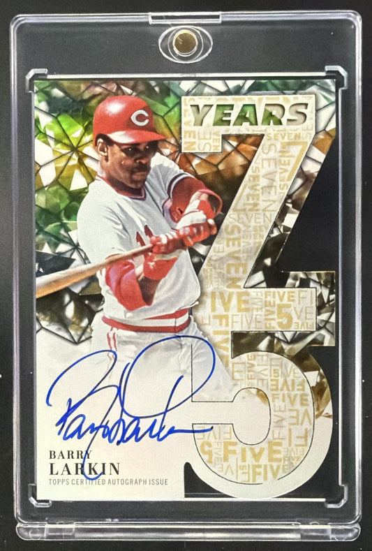 2026 Topps Series 1 Barry Larkin #75YA-BL 75 Years of Die-Cut Auto Gold 28/50