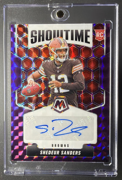 2025 Panini Mosaic Shedeur Sanders #SOS-SSA Showtime Signatures Purple Prizm /49 Auto