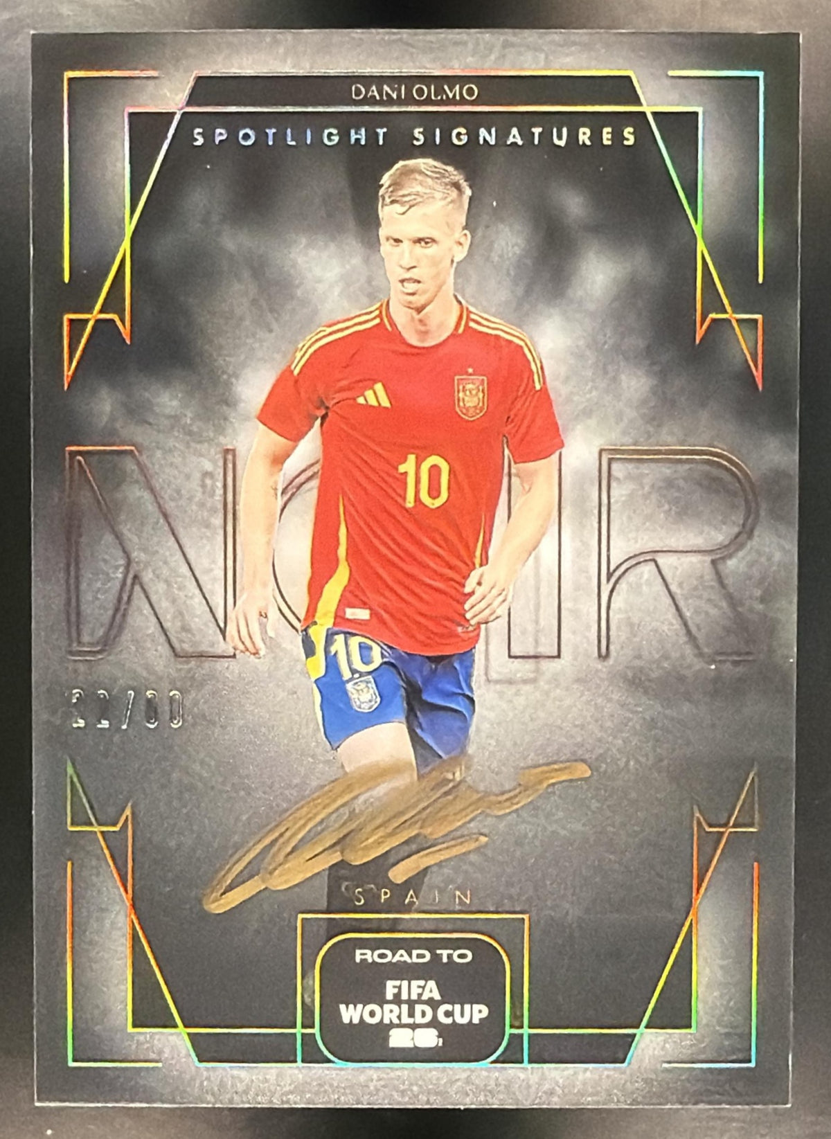 2025-26 Noir Road to Fifa World Cup Dani Olmo #V-DO Spotlight Signatures Auto 22/60