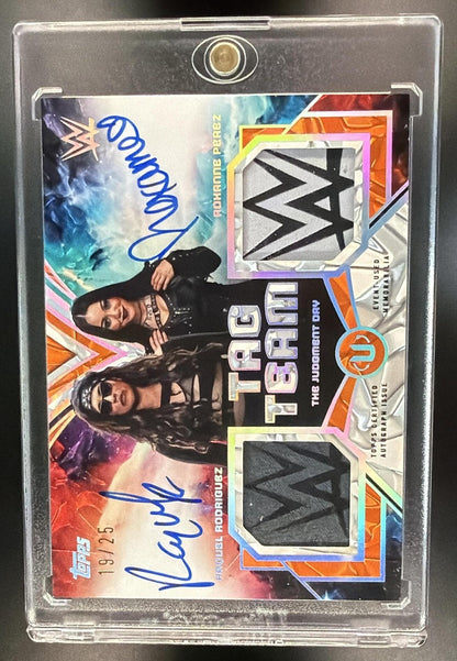 2026 Topps Universe WWE Roxanne Perez Raquel Rodriguez #TTR-JD Tag Team Relic Auto Orange Warp /25