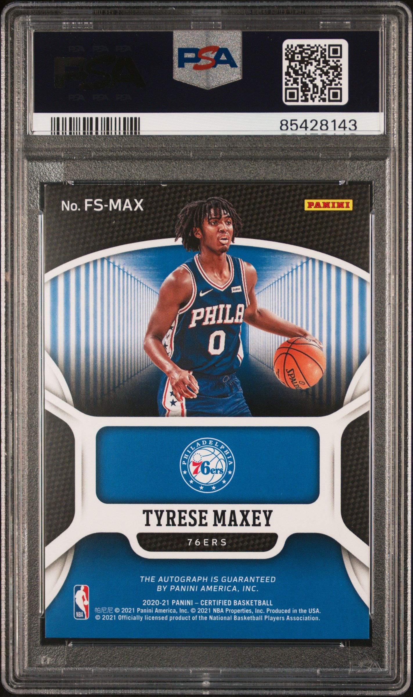 2020-21 Certified Tyrese Maxey Gold Rookie Auto /10 PSA 8