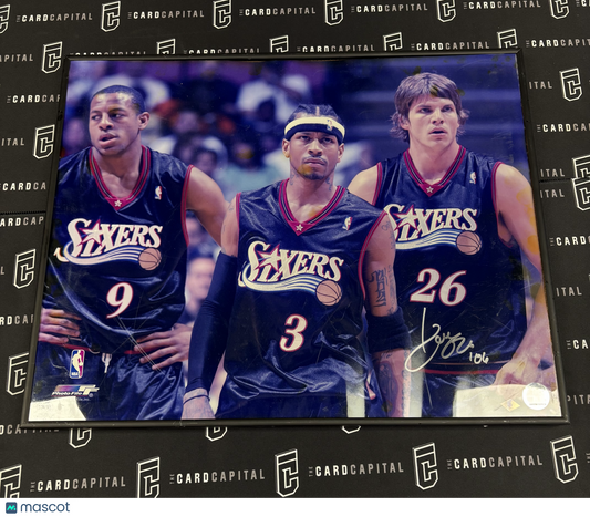 Kyle Korver Signed 16x20 BSC COA