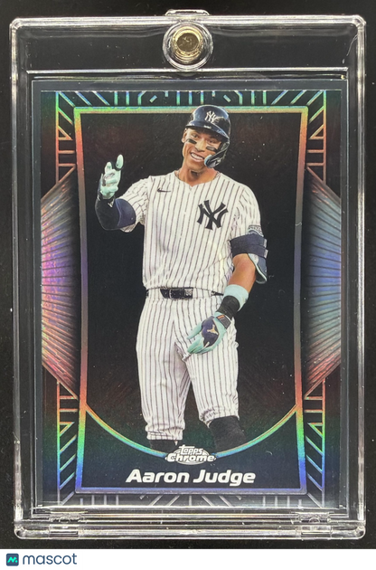 2025 Topps Chrome Aaron Judge #SE-2 Shadow Etch